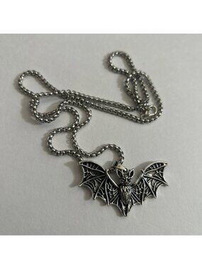 Gothic Bat Pendant Necklace Silver Stainless Steel Vampire Goth Punk Halloween